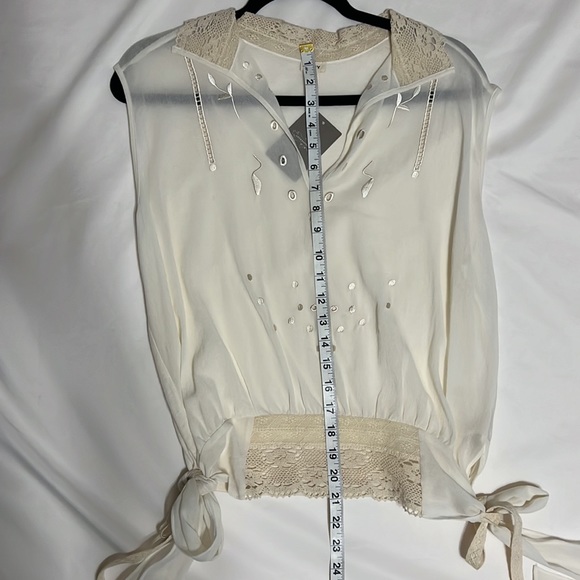 Anthropologie/Tiny Brand Ivory Lace Crochet Sleeveless Top, Size Small - Picture 9 of 10